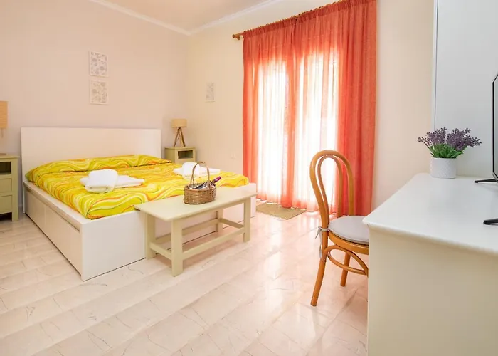 Апартаменты Sunset With Sea View